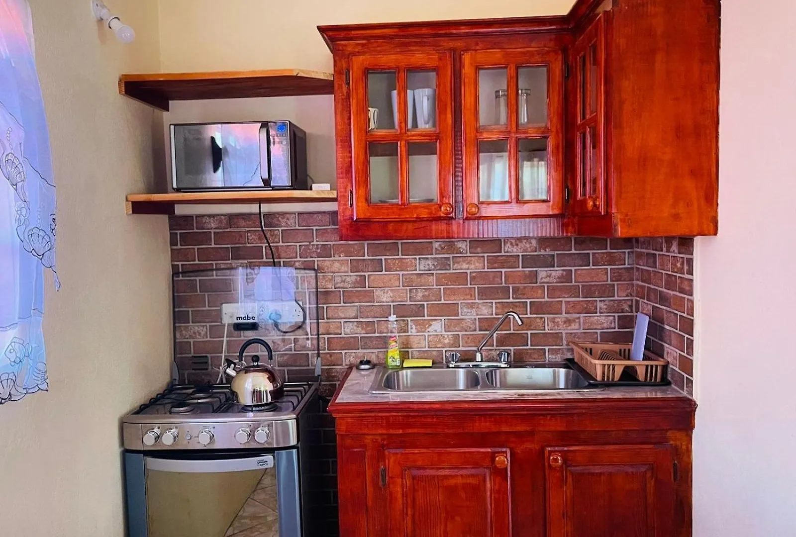 Castle Berry Apartments Kingstown